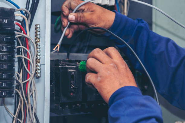 Best Local Electrician Companies  in Hideaway, TX